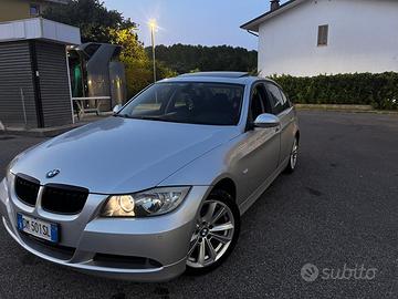 Bmw e90 318i