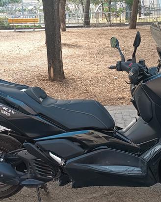 Yamaha Xmax Tech  125