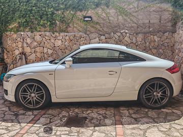 Audi TT S Line.