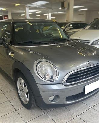 MINI One 1.4 16V One (55kW)