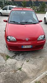 Fiat 600 anno 2000