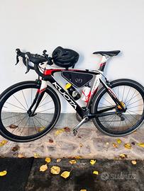 Bici da corsa Kuota Kharma carbonio taglia 52