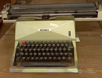 macchina da scrivere Olivetti 82 carrello lungo 