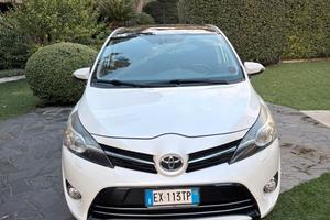 Toyota Verso 1.6 D-4D 7 posti Skyview, perfetta