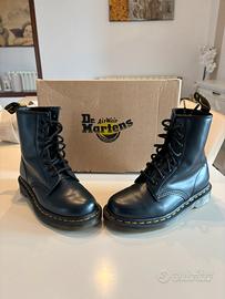 Dr. Martens nr36 colore Navy