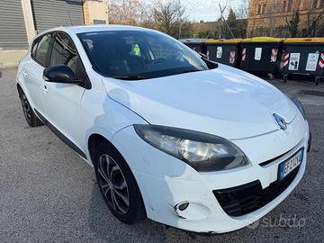 RENAULT Megane Mégane 1.5dCi 110CV Attractive St
