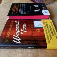 Crouch Wayward Sanderson Isaac Klein e altri