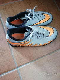 Scarpe da calcetto nike 38.5