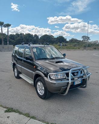 Nissan terrano II 3.0