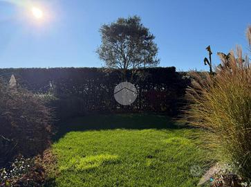 4 LOCALI A CASTEGNATO