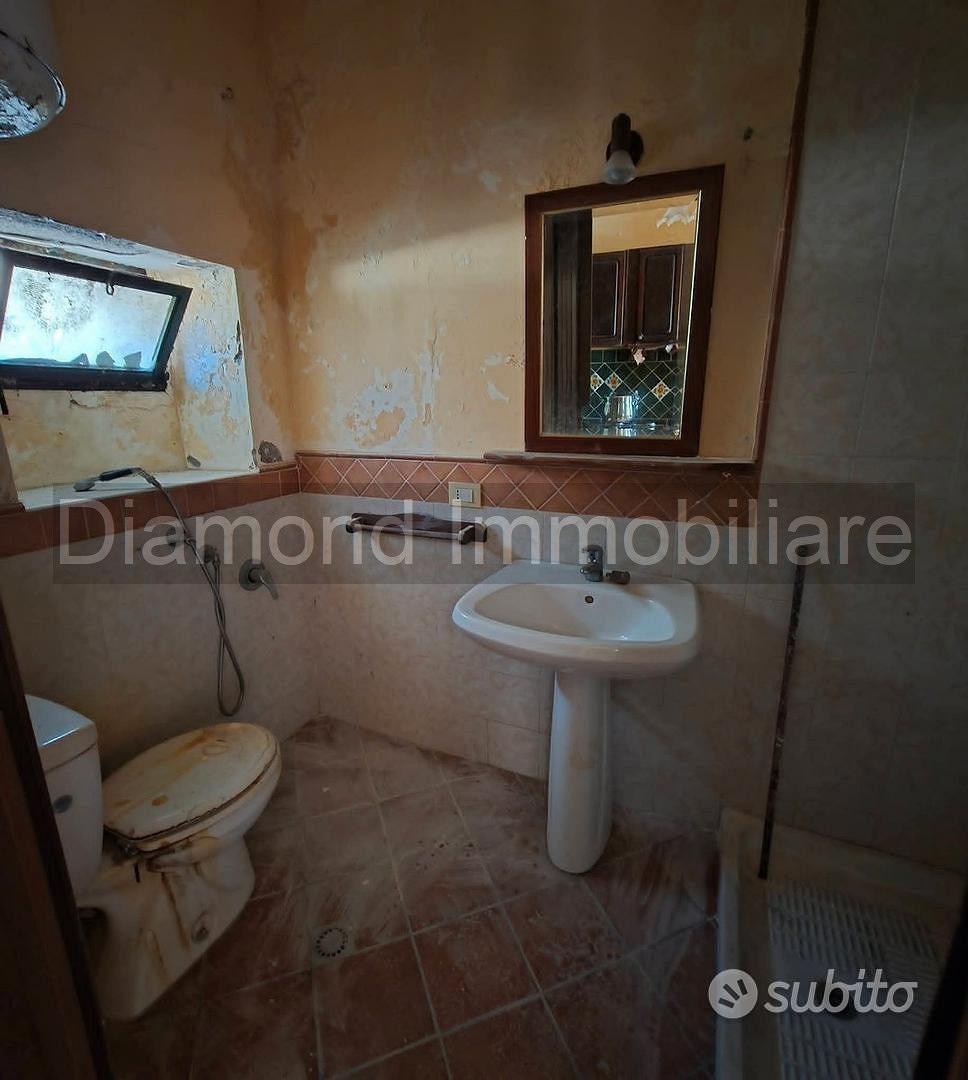 Rustico e palmento con terreno a Piedimonte Etneo - Vista 5