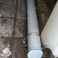 Tubo portaoggetti per barre portatutto auto