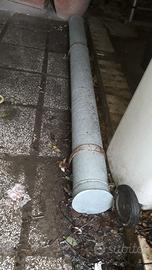 Tubo portaoggetti per barre portatutto auto