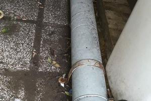 Tubo portaoggetti per barre portatutto auto