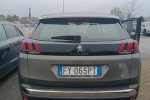 Peugeot 3008 1.5 EAT8