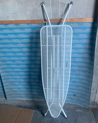 Phon asciugacapelli e asse da stiro