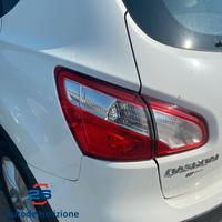 FARO POSTERIORE SINISTRO ESTERNO NISSAN QASHQAI J1