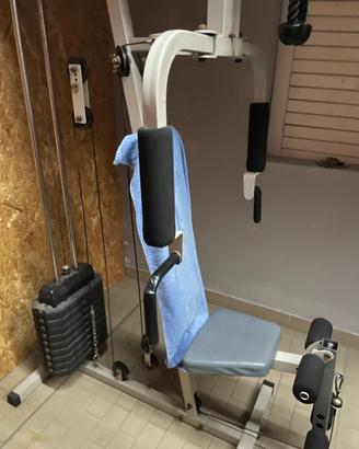 rack per palestra  e lat machine