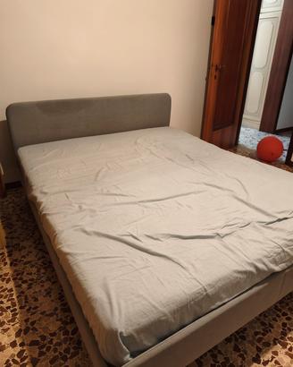 rete a doghe e materasso