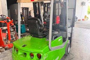 Carrello elevatore Cesab elettrico