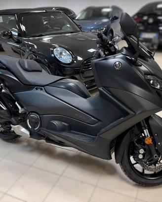 Yamaha T Max 560