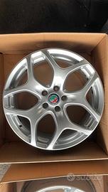 cerchi originali Alfa romeo 18 pollici Silver 