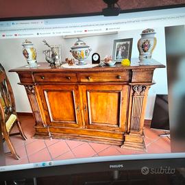Credenza 