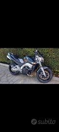 Suzuki gsr 600