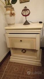 comodini in stile veneziano 