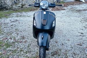 Vespa gts 300
