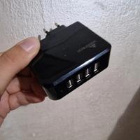 caricatore multipresa USB 