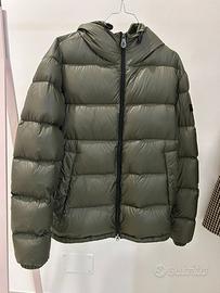 Piumino Peuterey con Cappuccio – Verde Oliva