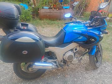 Yamaha TDM 850