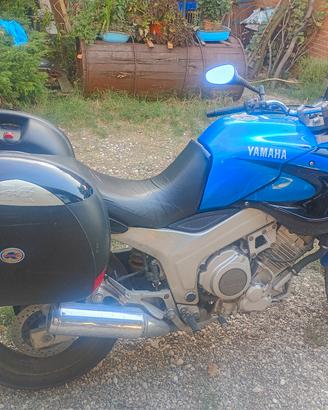 Yamaha TDM 850