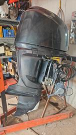 motore fuoribordo Yamaha 225 4t 