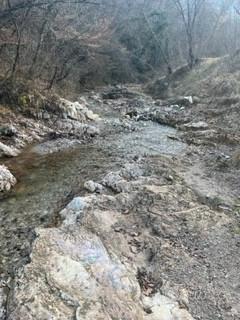 Terreno su 2 sponde fiume