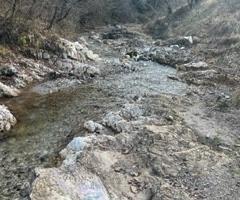 Terreno su 2 sponde fiume