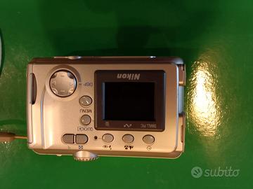 macchina fotografica Nikon digitale 