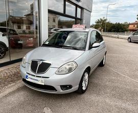 Lancia Ypsilon ORO 1.3 MJT 75 CV NEOPATENTATI