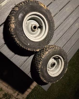 Ruote frontali Trattorino tagliaerba