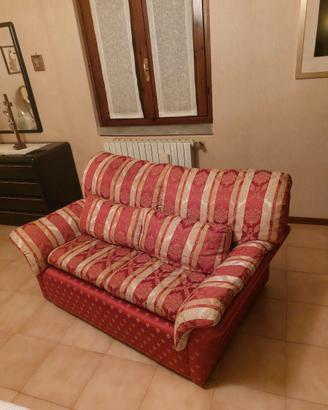 Divano 2 posti