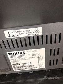 Televisore Philips  con lettore VHS incorporato