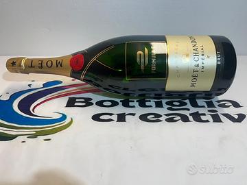 bottiglia vuota champagne moet bottiglia gigante
