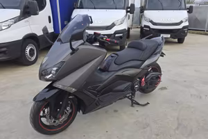 Yamaha T Max 530