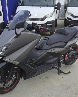 Yamaha T Max 530