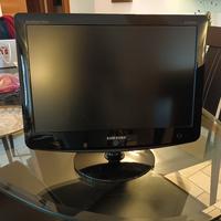 schermo TV Samsung snyncMaster 932 MW