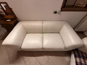 Divano in pelle vera bianco