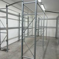 scaffalature x capi appesi