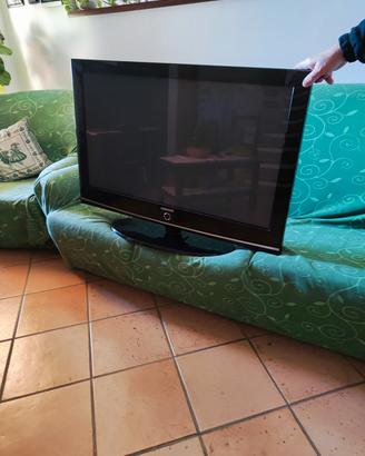 TV Samsung 42" pollici perfettamente funzionante 