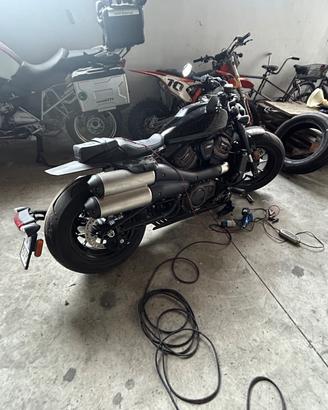 Sporster S HARLEY DAVIDSON DEL 22 uni pro 6 km